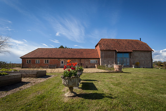 Gins Barn